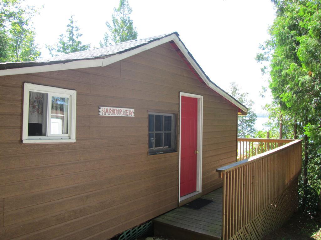 Red Lodge Resort Little Current Kamer foto
