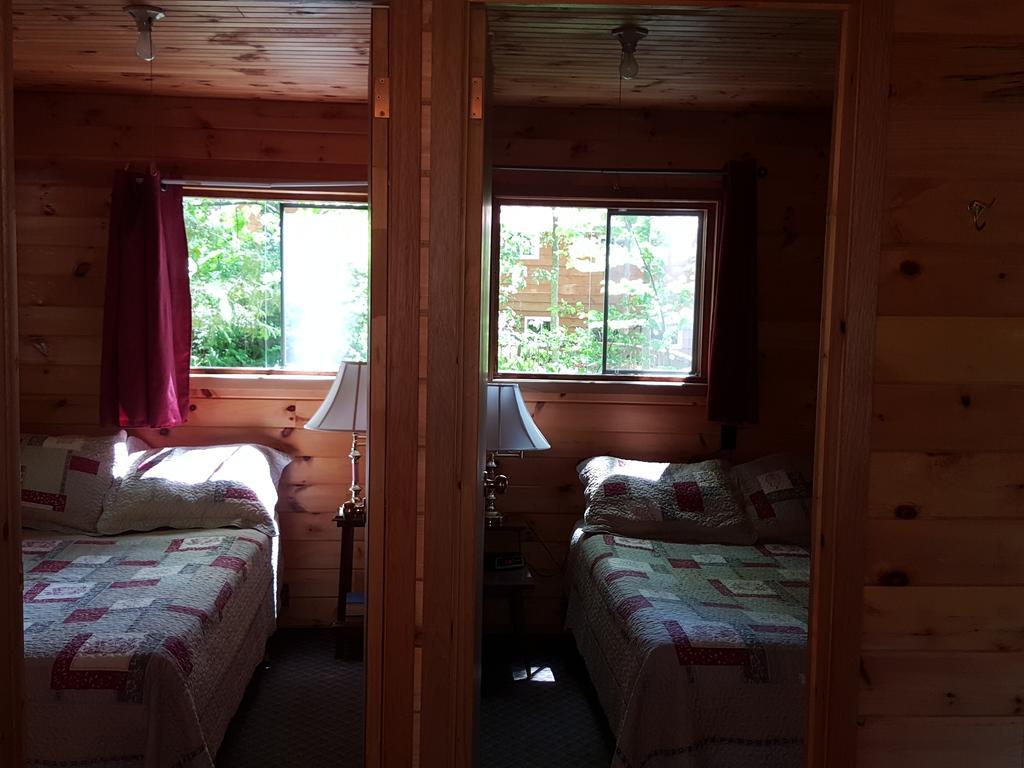 Red Lodge Resort Little Current Kamer foto